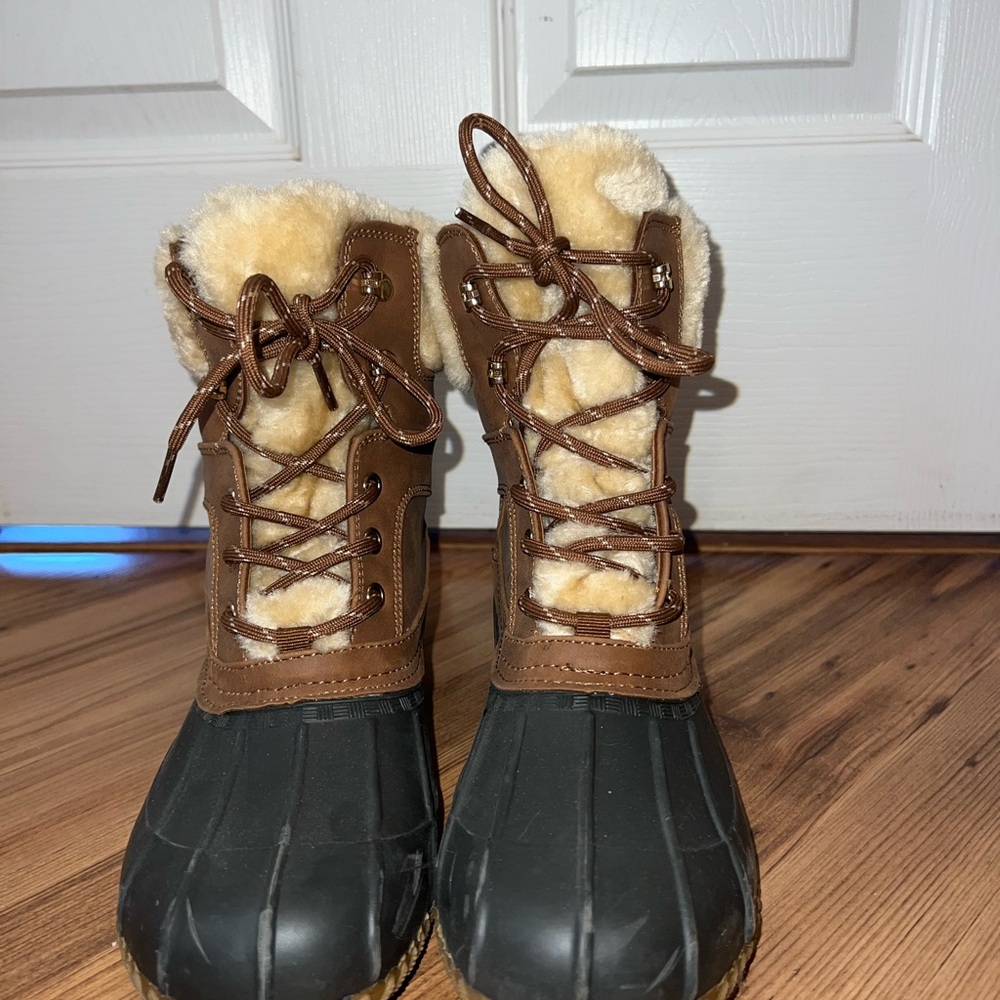 Tommy Hilfiger Brown and Black Winter Boots